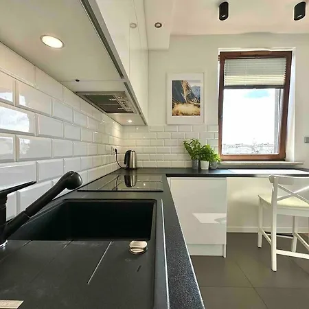 Wola Sowinskiego - Salon, Sypialnia, Balkon, Parking Apartmán Varšava